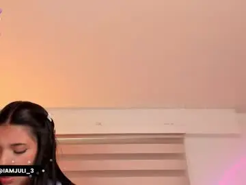 Chaturbate Best live sex cam show of missesmeralda