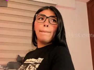 Chaturbate Adult Video Chat of missesmeralda