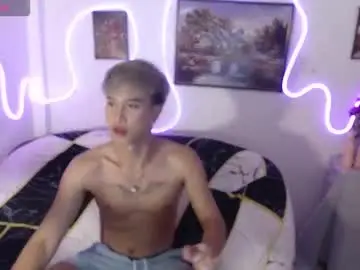 Chaturbate Free Live Porn of x_jemy22