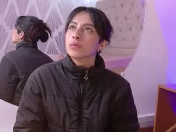 Chaturbate Sex Cam of alyssa_joness