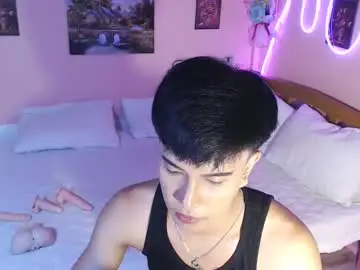 Chaturbate Watch Live Sex Cams of bryan_________