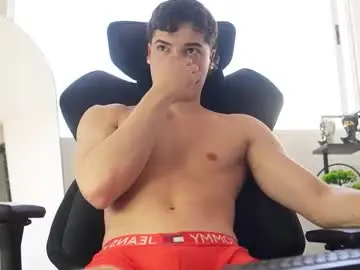 Chaturbate Best live sex cam show of max_cortes1_