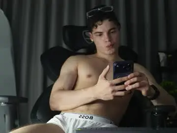 Chaturbate Best live sex cam show of max_cortes1_