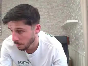 Chaturbate Live Sex Cam of jonahshaw