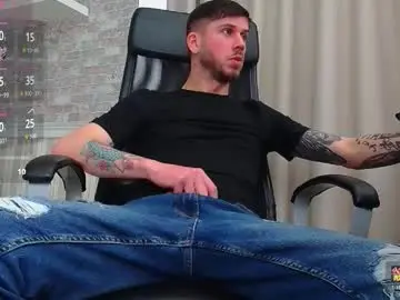 Chaturbate Sex Cam of jonahshaw