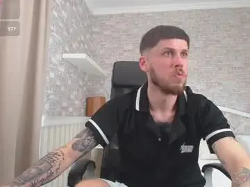 Chaturbate Live Sex Cam of jonahshaw