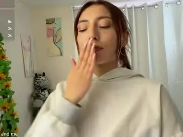 Chaturbate Best live sex cam show of lilithrose_b