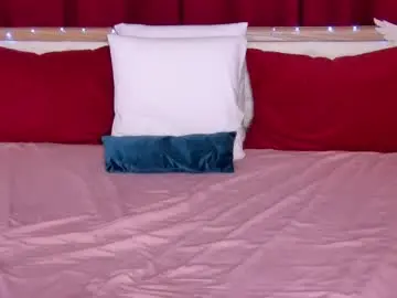 Chaturbate Sex Cam of lovelycaroline_
