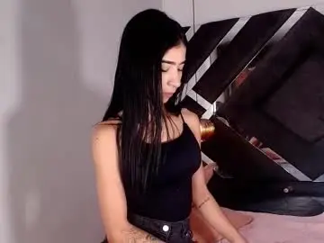Chaturbate Live Sex Cam of sara_lopee1
