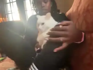 Chaturbate Live Porn of kinkycoupleinteracial