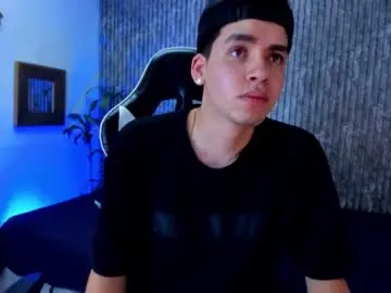 Chaturbate Adult Video Chat of mike_0233