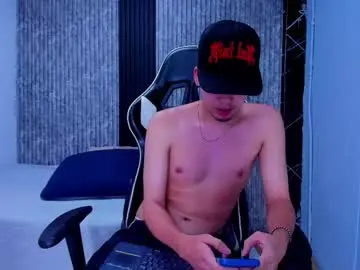 Chaturbate Sex Chat of mike_0233