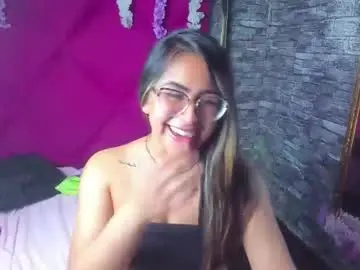 Chaturbate Live Sex Cam of freya_miller_