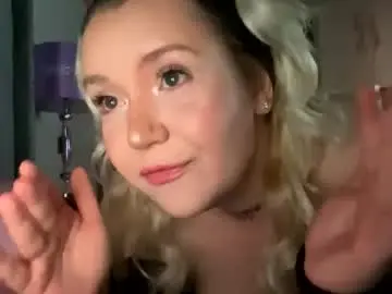 Chaturbate Sex Cam of oliviaskies