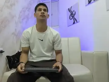 Chaturbate Best live sex cam show of andres_stud