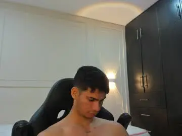 Chaturbate Live Sex Cam of andres_stud