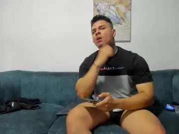 Chaturbate Live Sex of straight__friends