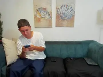 Chaturbate Nude Webcam of straight__friends