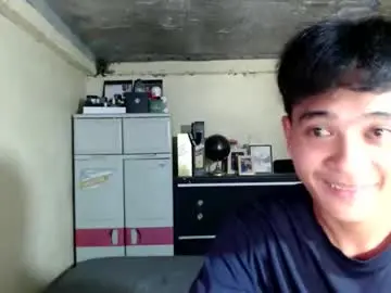 Chaturbate Live Sex Cam of ur_asianversarap