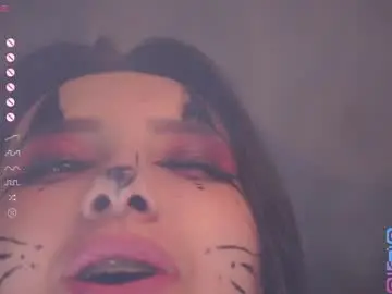 Chaturbate Adult Video Chat of cinacandy