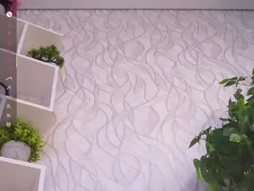 Chaturbate Watch Live Sex Cams of cinacandy