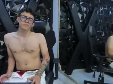 Chaturbate Adult Video Chat of tylercross_