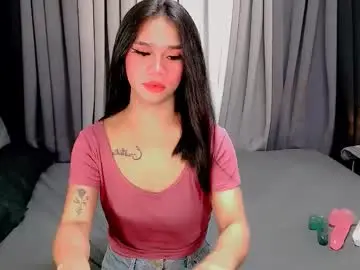 Chaturbate Live Porn of crytastal_lust1212