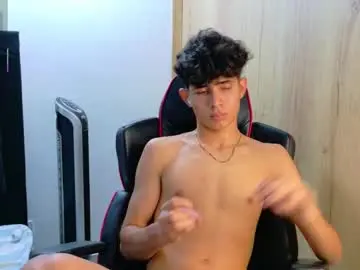 Chaturbate Adult Video Chat of noah_garcia_thompson