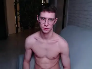 Chaturbate Live Sex Cam of alfie_evanss