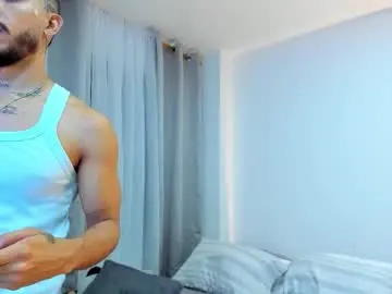 Chaturbate Live Sex Cam of jeisonmillan_