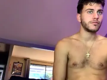 Chaturbate Free Live Porn of wentbrokeonstrippers