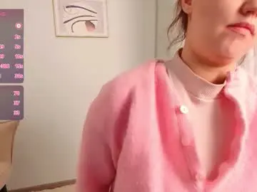 Chaturbate Live Sex Cam of lela_ryan