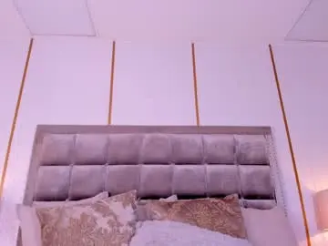 Chaturbate Best live sex cam show of lucianacohelo