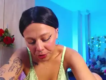 Chaturbate Live Sex of maddiie_and_clyde