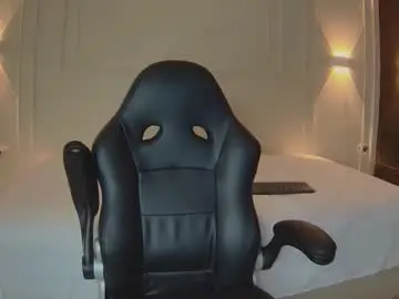 Chaturbate Free Porn Cam of nathan_shimmer