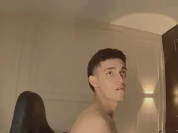 Chaturbate Adult Webcam of nathan_shimmer