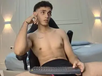 Chaturbate Live Sex of nathan_shimmer