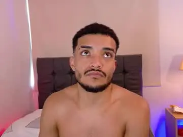 Chaturbate Live Sex Cam of eros_chipre