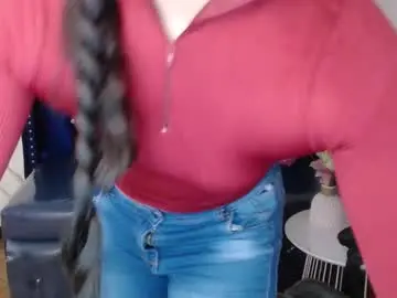 Chaturbate Live Sex of helaluxe_v