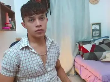 Chaturbate Free Live Porn of lucas_luxx1