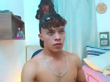 Chaturbate Watch Live Sex Cams of lucas_luxx1