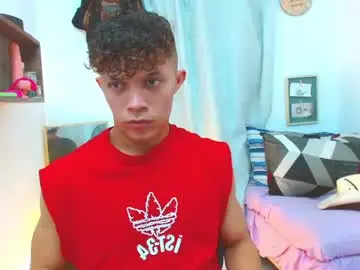 Chaturbate Live Porn of lucas_luxx1