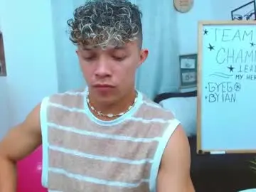 Chaturbate Nude Webcam of lucas_luxx1