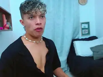 Chaturbate Free Porn Cam of lucas_luxx1