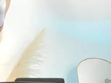 Chaturbate Live Sex Cam of sweet__ella