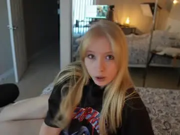 Chaturbate Private Sex Chat of bestblondiiecb