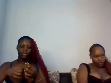 Chaturbate Live Sex Cam of cherry_charm1