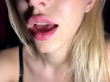 Chaturbate Adult Video Chat of elysia_xo