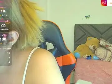 Chaturbate Free Live Porn of lara_vitoria19