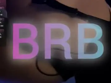 Chaturbate Live Sex Cam of robin_yours